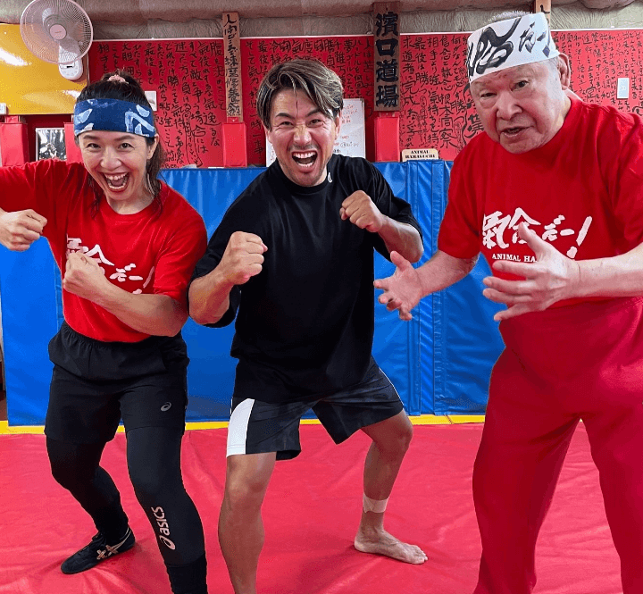 魔裟斗「気合だ気合だ気合だ」にタジタジ！？まさかの浜口親子”来襲”にファン大興奮！