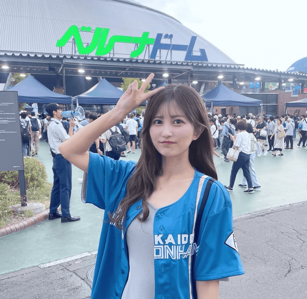元アイドル・金澤有希、ベルーナドームで日本ハムファイターズを全力応援！