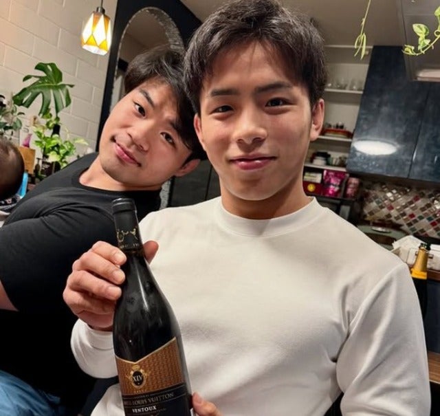 はなわが自宅で近藤隼斗の祝勝会を開催！