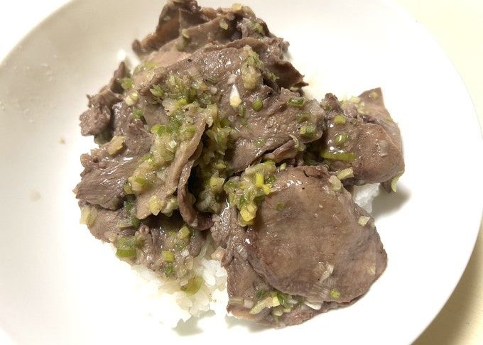 井上京子　朝から“牛タン丼”でパワーチャージ！「元気！元気！！」