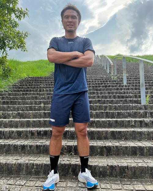 元プロサッカー選手那須大亮 流経大のトレーニングを吟味😂