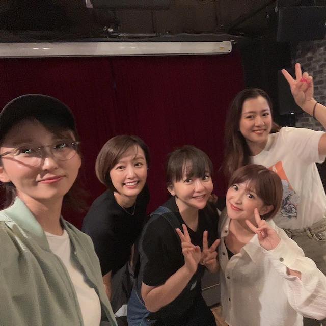 矢口真里が合唱バトルに向けて猛練習！「お家でも練習頑張ります🤣✨」