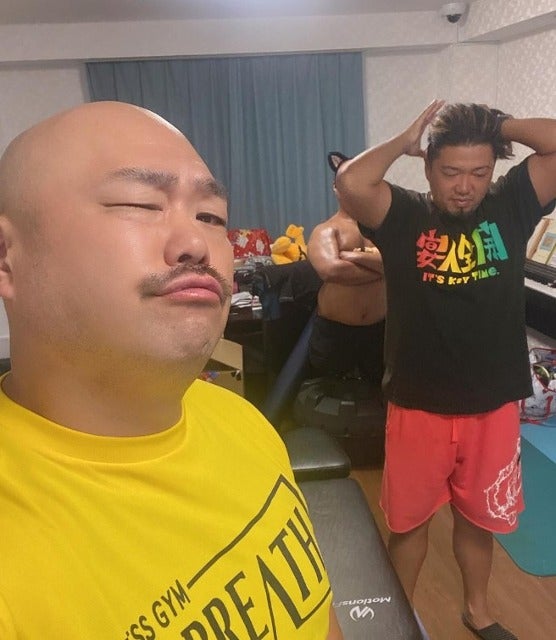 クロちゃんがトレーナーといっしょに朝トレ！