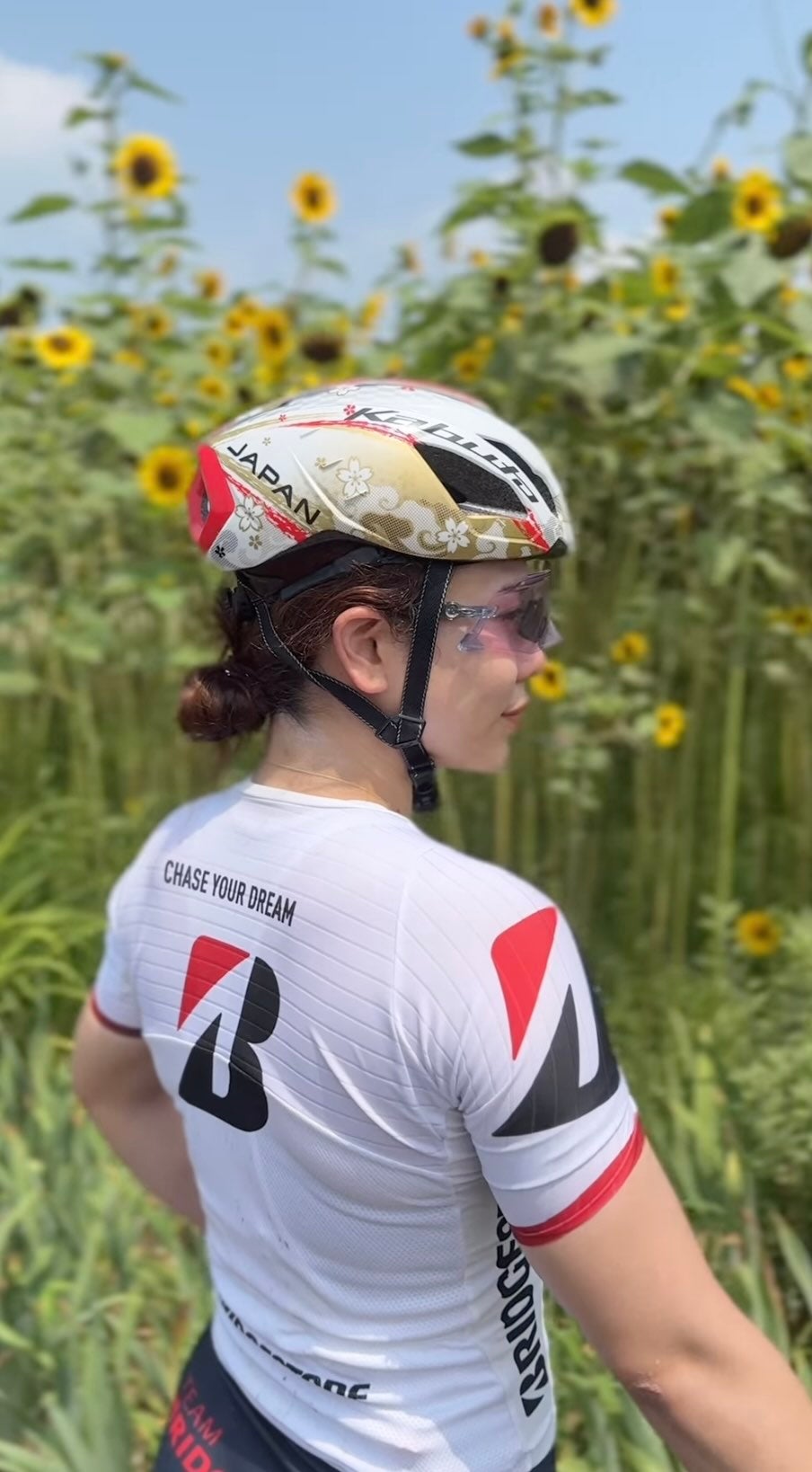 「ひまわりデカっ！」猛暑でも走り続ける競輪選手の夏トレーニングに反響「かっこいい！」