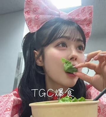 CUTIE STREET 佐野愛花が深夜にもぐもぐ爆食動画を投稿！可愛すぎる飯テロにファン大歓喜