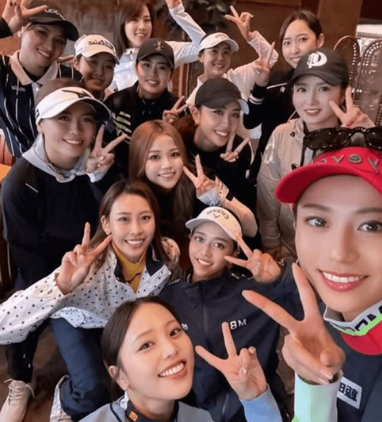 「あらー！美女軍団ね〜」美女ゴルファー・江口紗代、ゴルフ女子大集結・ムービーにファンガッツポーズ！「美人の会」