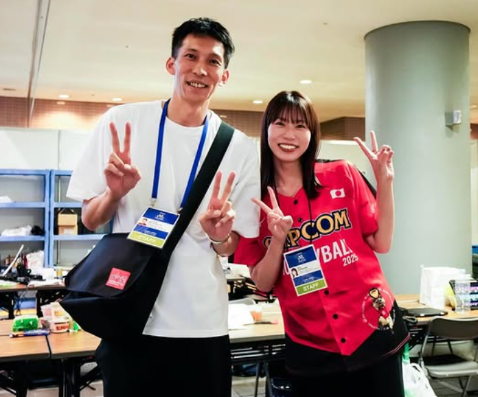 「新鍋理沙」“松本慶彦大先輩”との初会話に感激　VNL千葉大会レジェンドシートで贅沢観戦