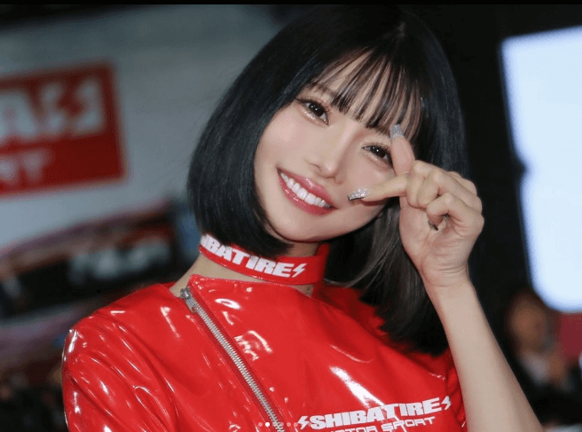 話題の”ハイビジュ”ラウンドガール、ドキドキのハートモーションに”可愛いのオンパレード”「米倉みゆ」