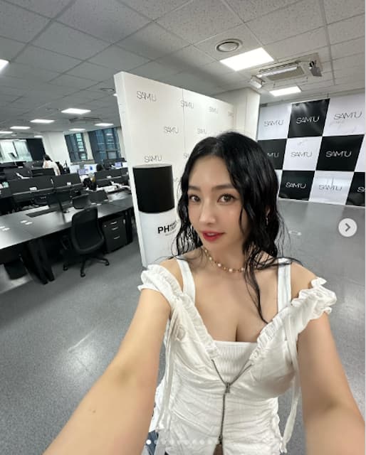 MEGBABYがやっと情報解禁