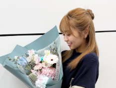 大原優乃、4th写真集「√25」が歴史的快挙！発売即重版＆売上1位を記録