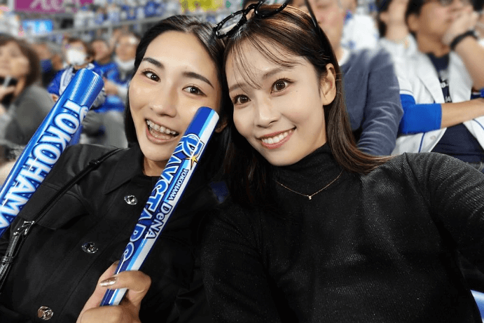 美女ゴルファー・鈴木愛佳子、日本一に輝いた横浜ベイスターズ戦・観戦時の自撮りを公開！