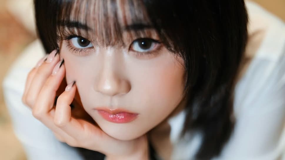 クールで新しい魅力！ME:Iココナの最新アーティストフォトが公開