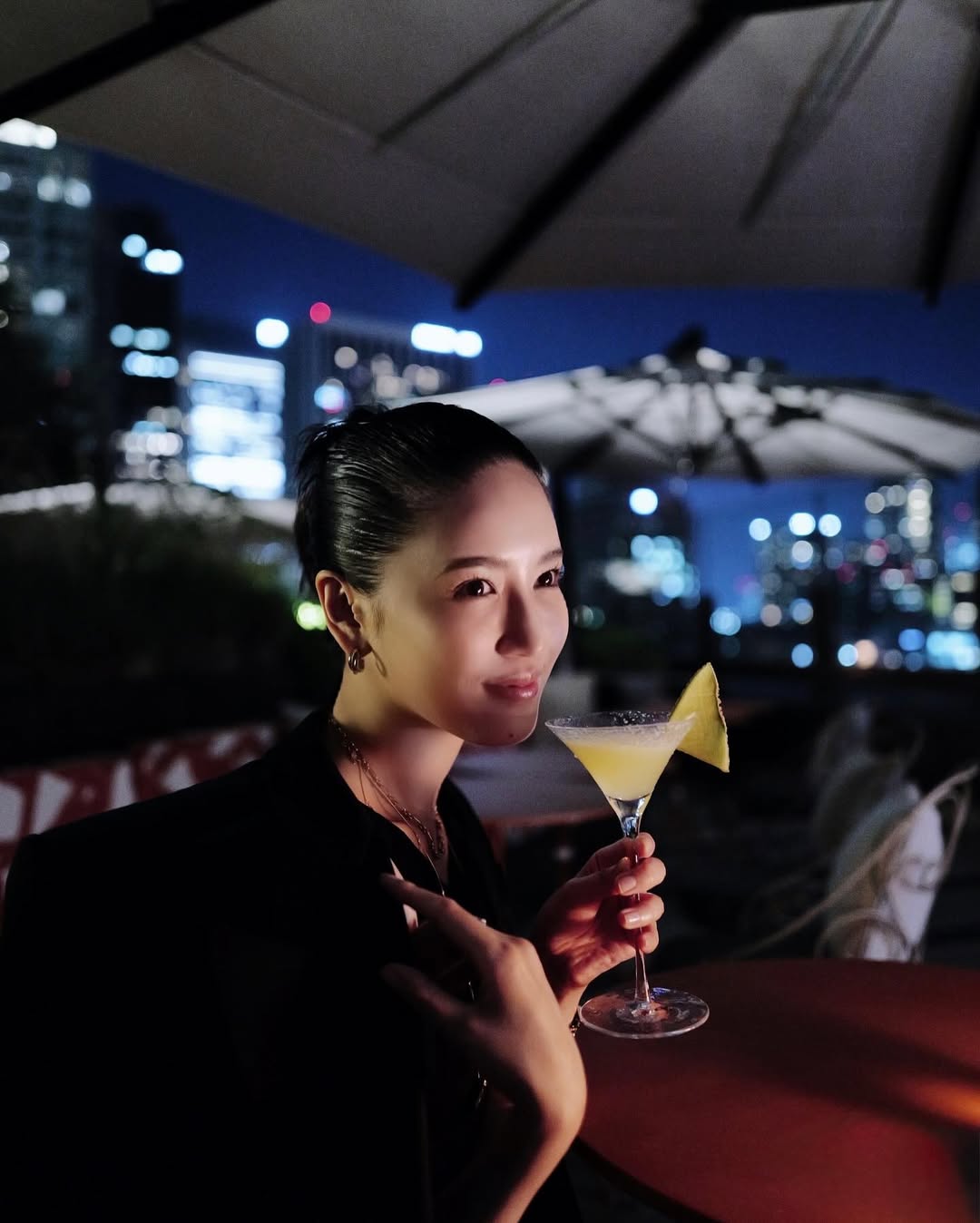 こんなホテル行ってみたい！元E-girls・藤井夏恋が話題のラグジュアリーホテルを堪能