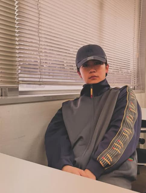 鈴木福が撮影現場ショットを公開！2枚の写真のギャップにファン爆笑