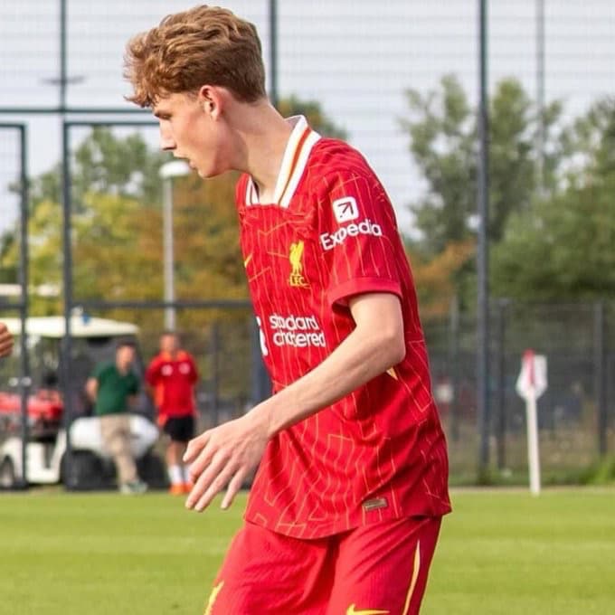 ニューカッスル、16歳CBモーランを獲得　将来有望な逸材と評価