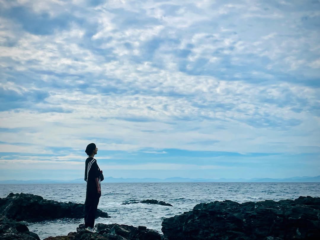 シシド・カフカがライブ開催地の〇〇を満喫！ワークショップにも参加！