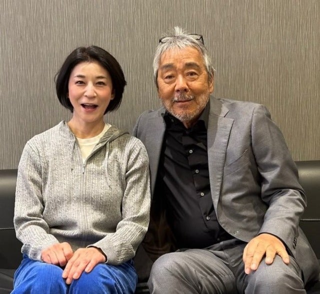 「今日から「さん」を付けられる。」高嶋ちさ子が憧れの「寺尾聰」と写真を撮ってもらう！