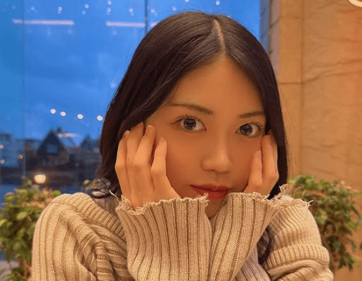 アイドル兼任のゴルフ美女子、対面のウルウル瞳で”見つめるショット”を披露！ファン夢心地に「ああ！かわあいい」