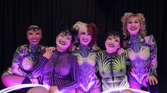 話題沸騰！ガンバレルーヤがLAでフープダンスに挑戦「ビリー隊長も登場！」