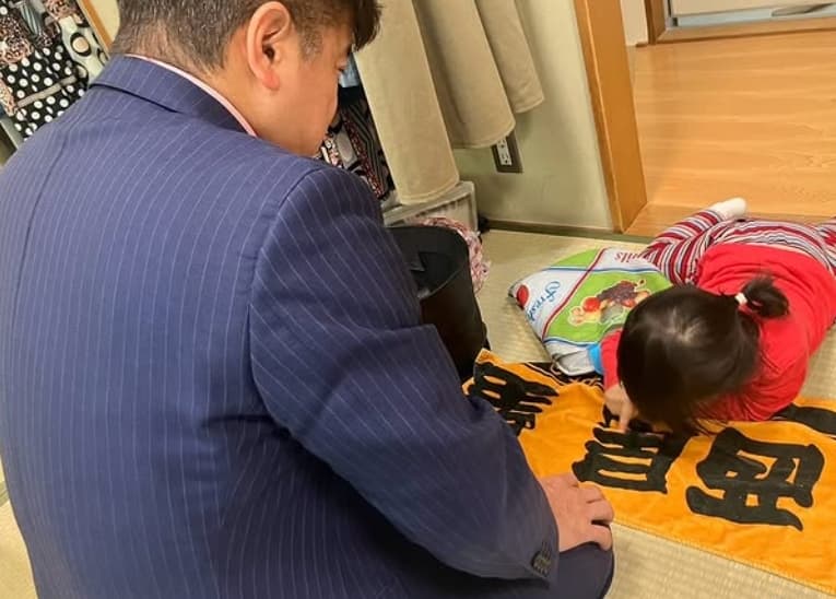 「もう大人みたい!?」成長の早さに驚き…丸山桂里奈、娘の1日が尊すぎる