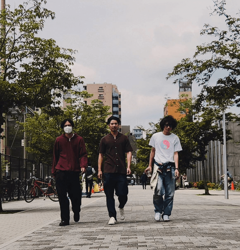 柄本時生、Instagramで『錦糸町パラダイス』の放送を告知！仲間たちとのオフショットも公開