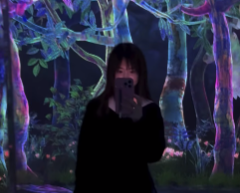 ほしのあき、チームラボの新エリアで親子で大はしゃぎ「絶滅動物を捕まえてコレクション♡」