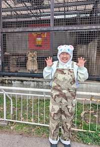 元自衛官やす子　ライオンと２ショット「可愛い」と話題に📸