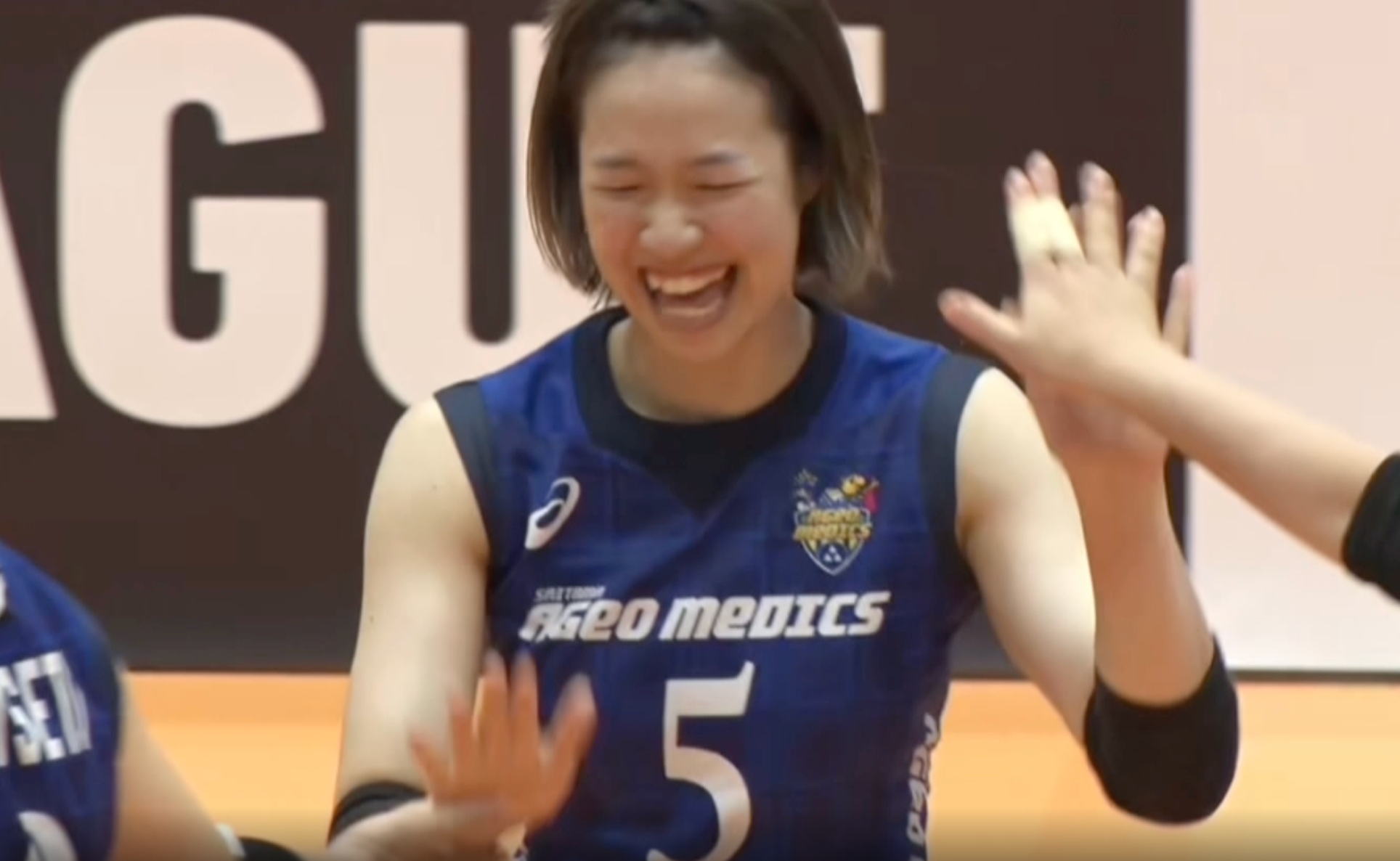 Ｖリーグ女子　岡山シーガルズ vs. 埼玉上尾メディックス 2021/10/16【ハイライト】