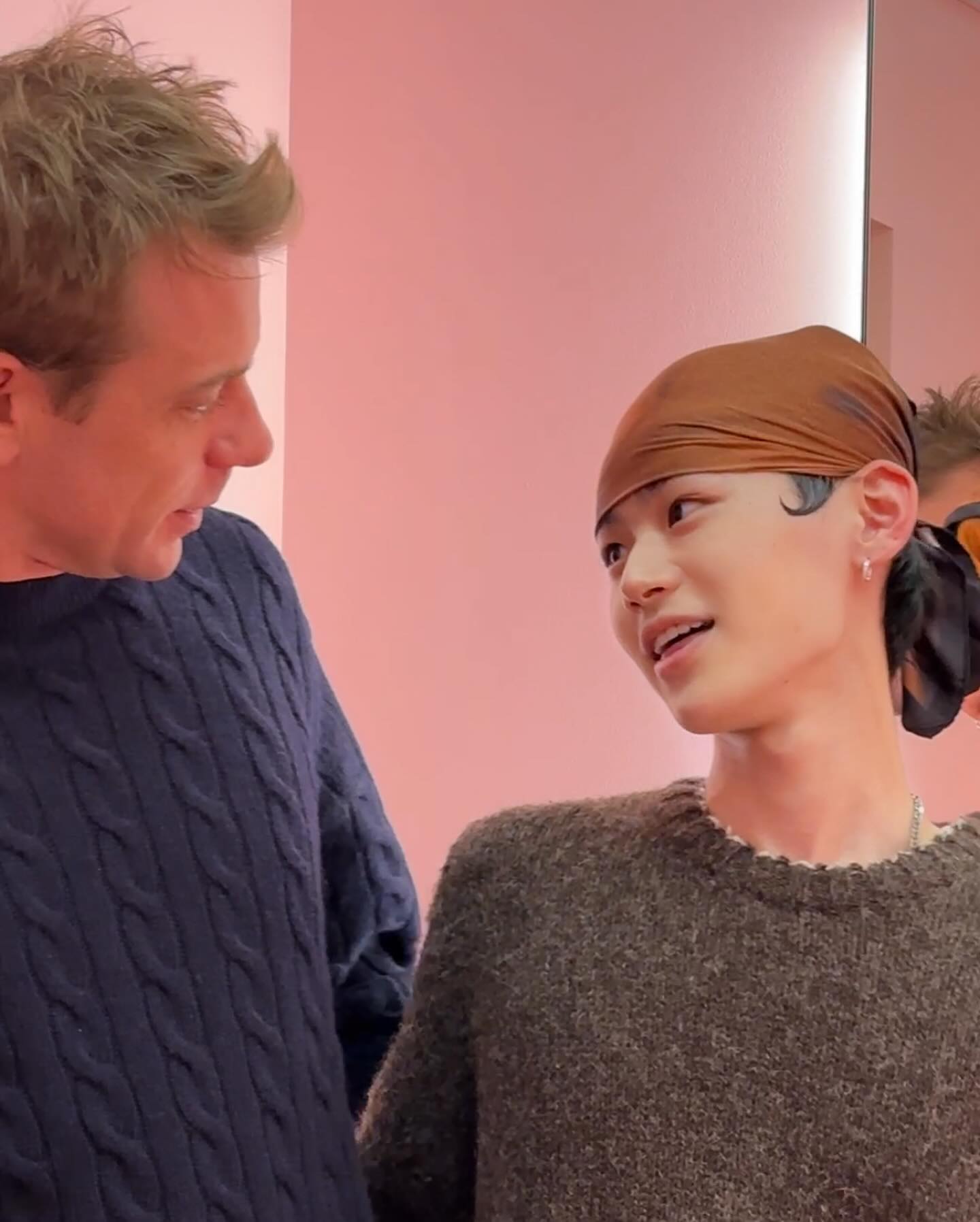 あの世界的デザイナーと2S!?モデル・のせりんが世界で活躍!!