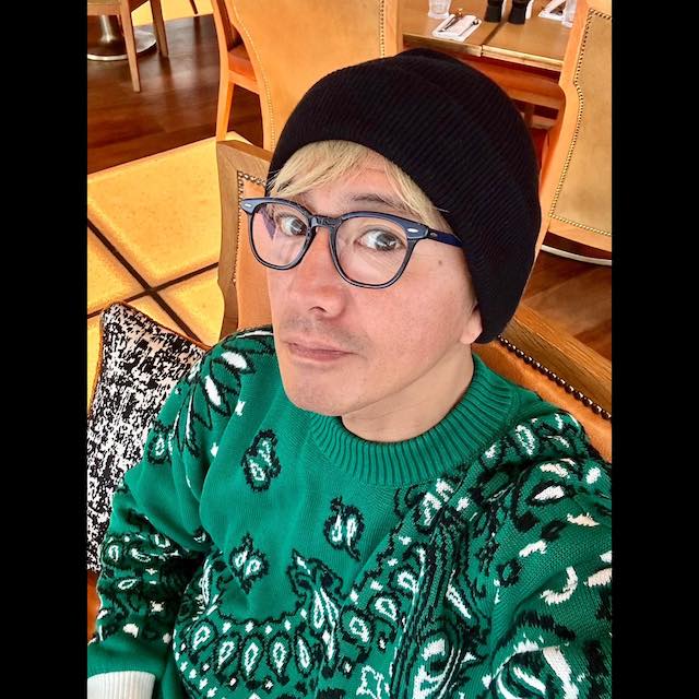 木村拓哉、緑色のセーターが素敵！「しっかり食べて、撮影に行って来ます！」