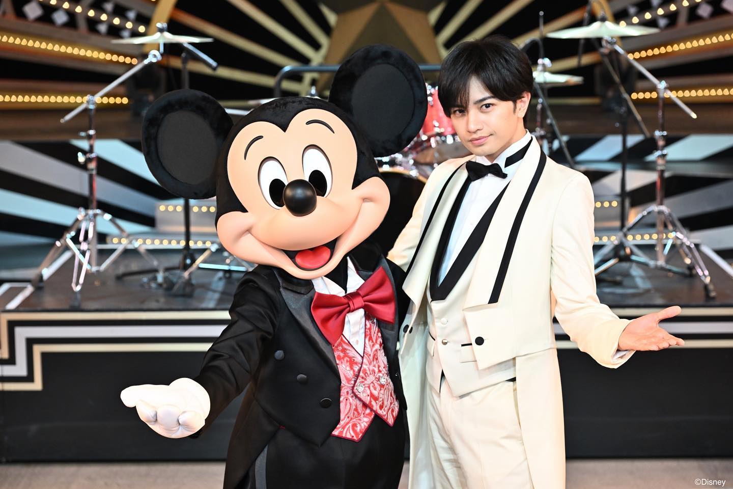 セクゾ中島健人、ミッキーと夢の共演💓東山紀之・Travis Japanと圧巻タップダンス✨