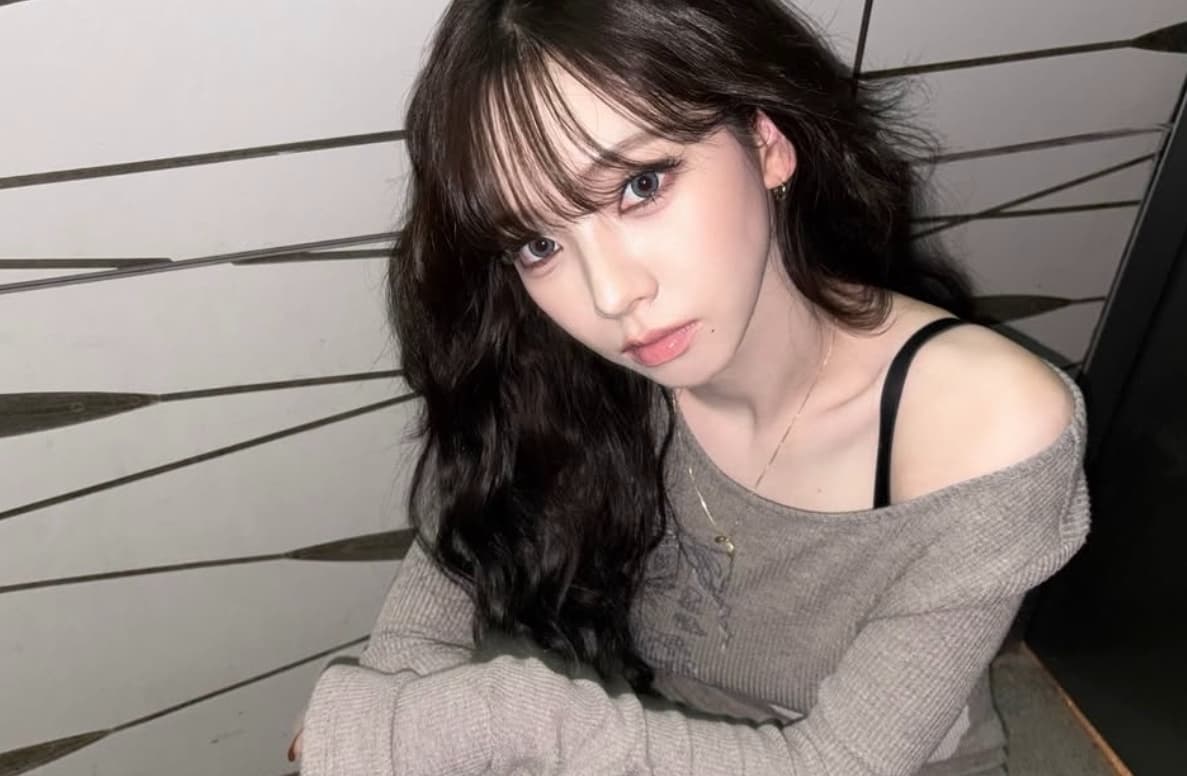 「イイ女すぎる」aespa・カリナの上目遣いショットでファン悶絶！