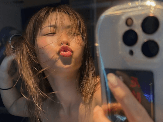 「しっかり仕上がった顔面です」美女トレーナーの情熱サ活！”とびきり・ドキドキショット”にファンメロメロ「最後の表情が良い」