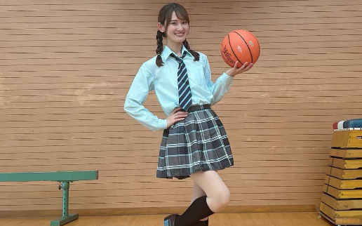 「ナイスシュート！」人気レースクイーン、バスケ美女子のスイッチ・オン！