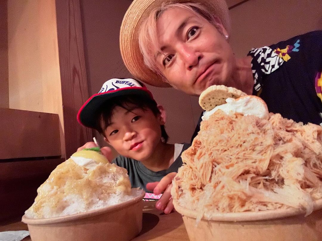 「仲良し親子にほっこりさせていただきました」つるの 剛士が息子とふたりでデート！