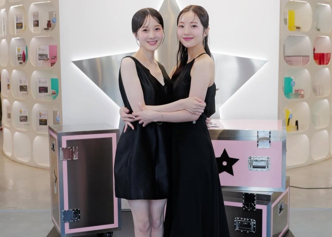 「可愛さバグやろ」大人っぽさに驚きの声！本田紗来が姉・真凜とディオールイベントに登場