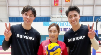 「瞬き禁止で観るっきゃないゾ！」平野ノラ、高橋藍＆塁兄弟にギャグ贈呈