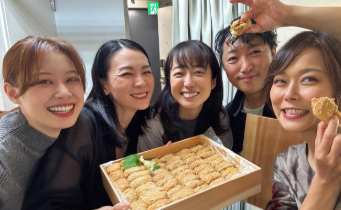 「全身全霊で生き抜きます」及川奈央、舞台『生きない』完売御礼に感謝のオフショット