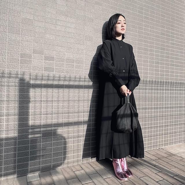 安達祐実の儚げ黒ワンピース姿がカッコ可愛いと話題に