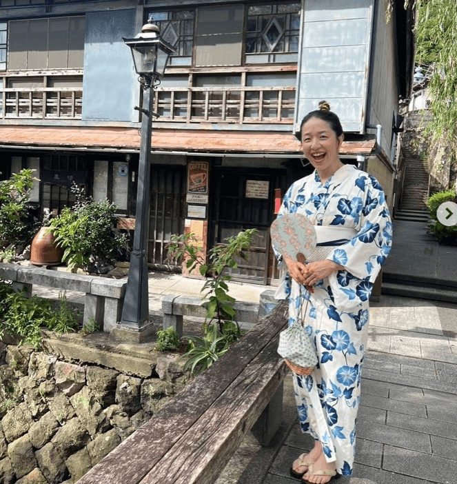 浜口京子、浴衣姿で静岡・下田のペリーロードをロケ訪問！ファンからは『可愛い』の声続々