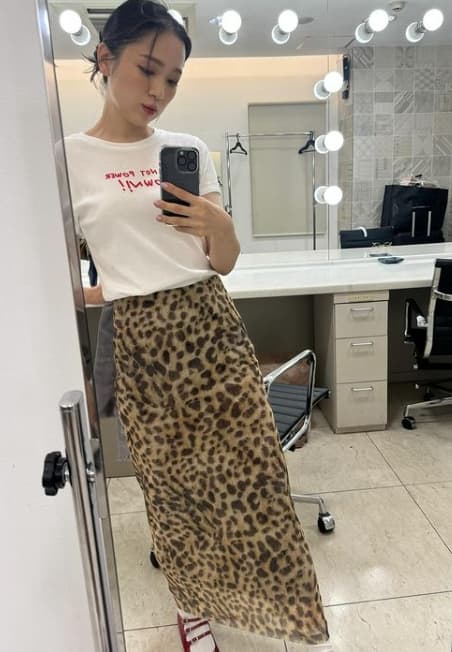 西野カナ　ヒョウ柄コーデで迎える新しい季節