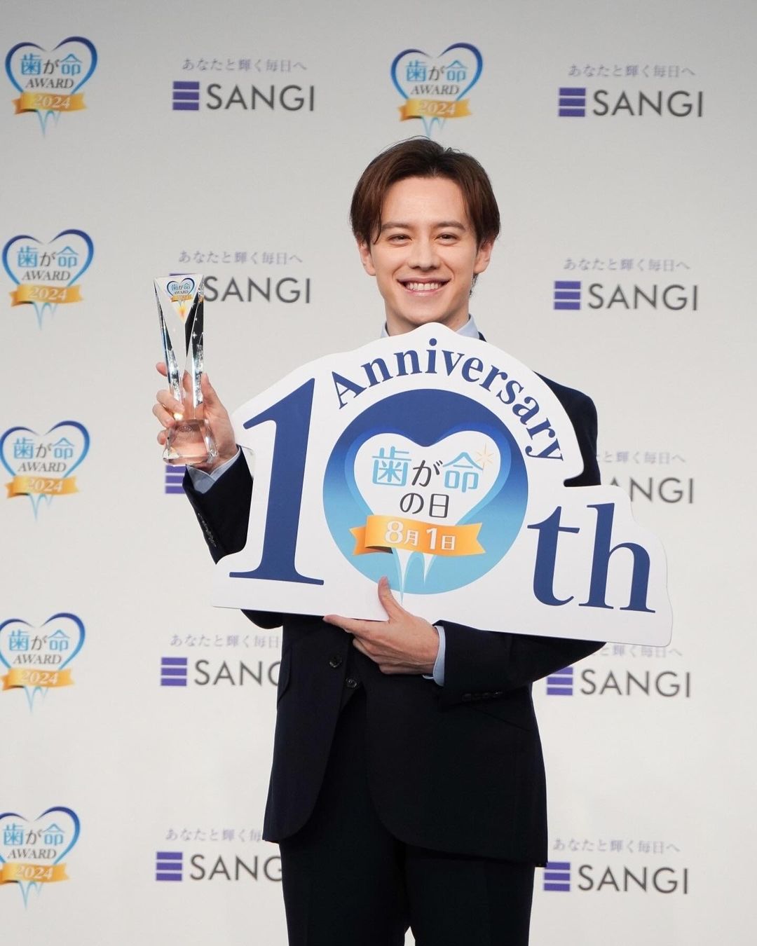 ”歯が命アワード2024”受賞したのはあの人気タレント「こう見えても歯磨きにはこだわりがある」