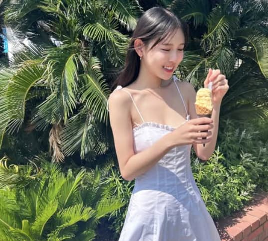 大瀧沙羅が夏を感じさせる最新ショットを投稿！