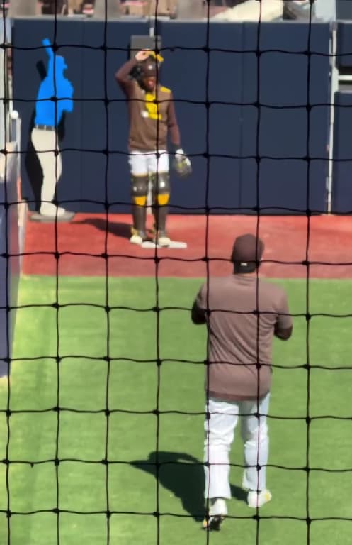 「遠投&〇〇〇〇投球」MLBジャーナリスト・山田結軌、スプリット&スライダーを中心に変化の仕方を調整する松井裕樹の様子を公開！