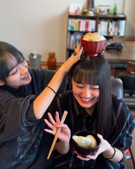 「あたたかい実家感がたまらない」元尼神インター・誠子、友人たちに豪華な正月料理を振舞う！