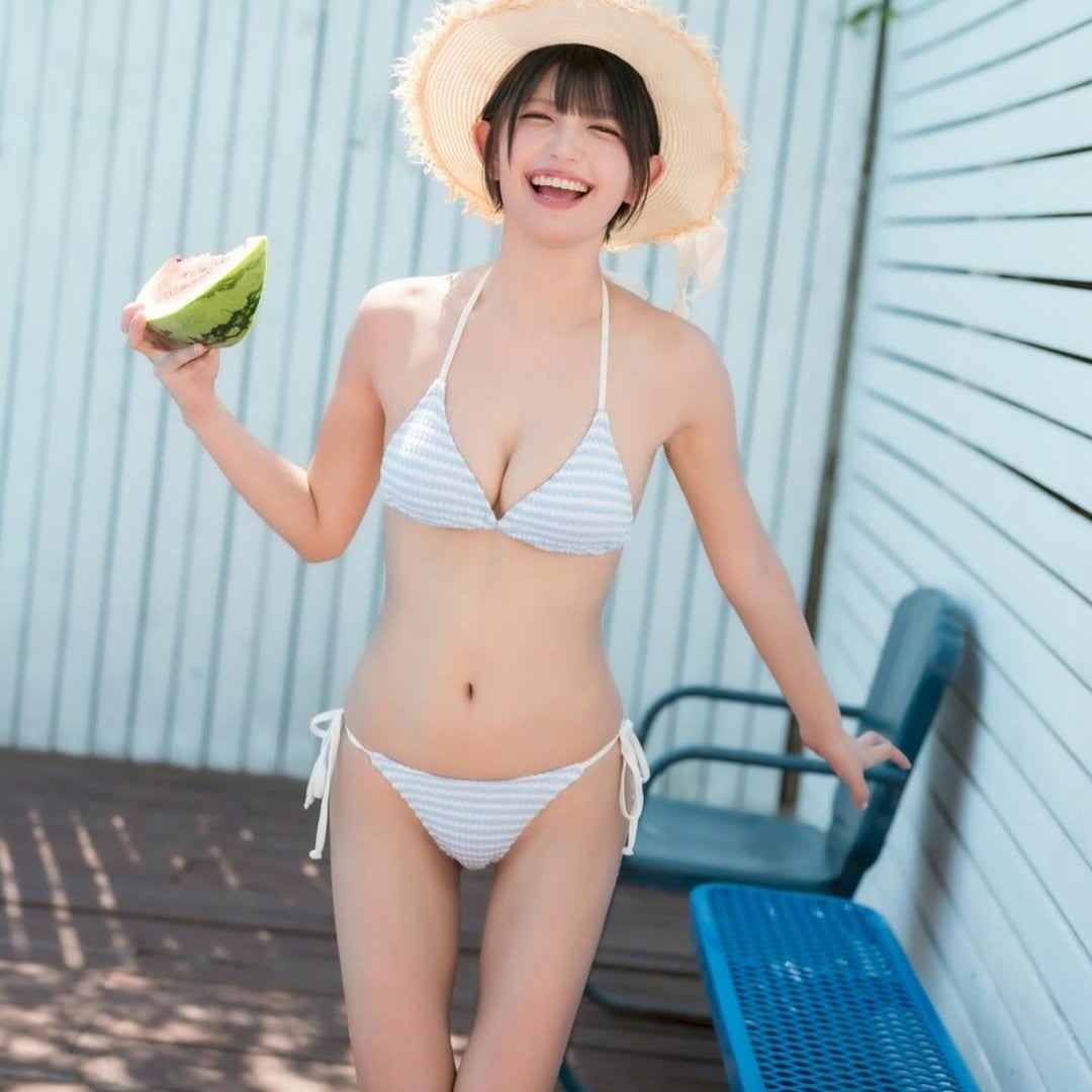 グラビアアイドルの南あみ、爽やかビキニショットにファン感嘆「超いいね」「この笑顔、守りたい」