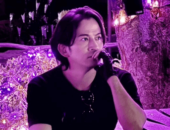 岡田准一が「ただのオカダ」披露「破壊力やばい」