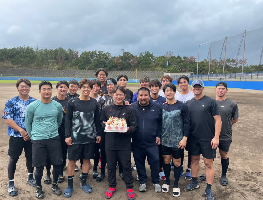 ロッテ・上田希由翔が自主トレ打ち上げ「やりたい事すべてできました！」