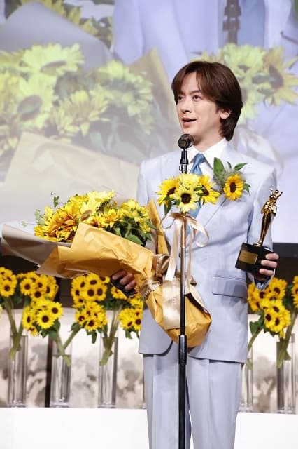 「MAK  身に余る光栄」DAIGOが「第44回ベストファーザー『イエローリボン賞』」芸能部門を受賞！