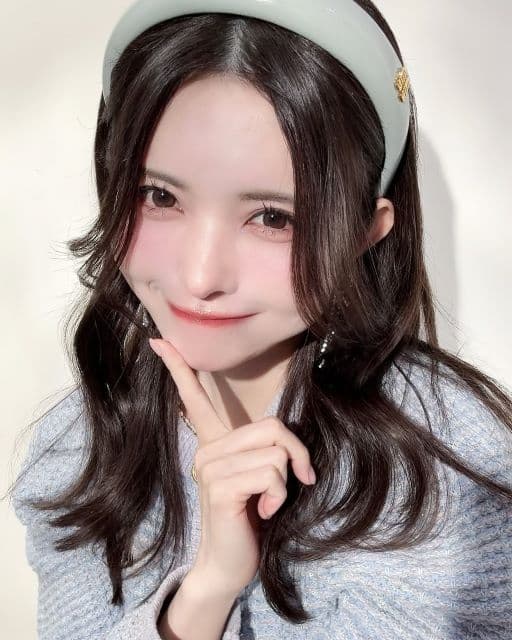 「忙しい時は見えなかった…」益若つばさ、カチューシャコーデを公開！怒涛の日々がひと段落し心のうちを綴る